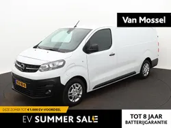 Wit Gebruikt 2022 Opel Vivaro-e Combi Van | € 30.714