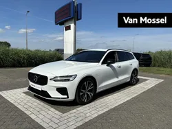 Wit Gebruikt 2021 Volvo V60 R-Design Stationwagen | € 36.940 (Iets duurder)