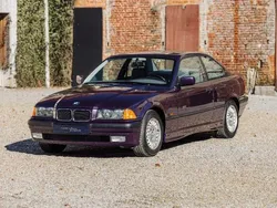 Paars, metallic lak Gebruikt 1995 BMW 316 Coupé | € 24.500