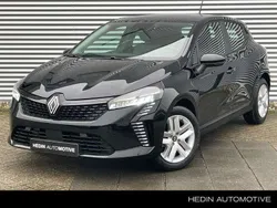 Zwart Nieuw 2025 Renault Clio V Evolution Hatchback | € 24.565 (Eerlijke prijs)