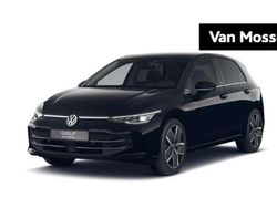 Zwart Nieuw 2025 VW Golf VIII Edition Hatchback | € 44.900 (Iets duurder)