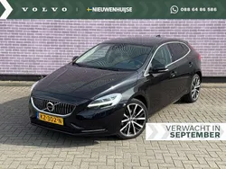 Zwart Gebruikt 2017 Volvo V40 Inscription Stationwagen | € 17.899 (Iets duurder)