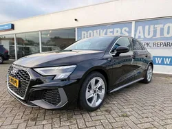 Zwart Gebruikt 2024 Audi A3 Sportback e-tron S-Line Sedan | € 31.500 (Goede deal)