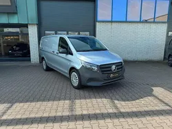 Zilver Gebruikt 2024 Mercedes Vito MPV | € 47.950
