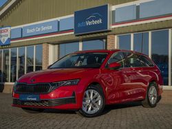 Rood Gebruikt 2024 Skoda Octavia Business Line Stationwagen | € 38.880