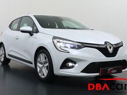 Wit Gebruikt 2022 Renault Clio V SE Hatchback | € 14.950 (Eerlijke prijs)