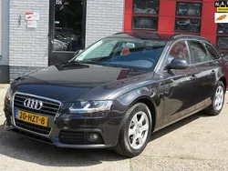 Grijs, metallic lak Gebruikt 2009 Audi A4 Business Stationwagen | € 3.350 (Eerlijke prijs)