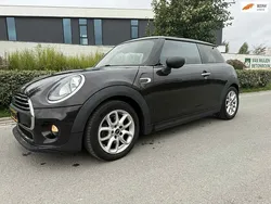 Bruin Gebruikt 2015 Mini ONE Business Hatchback | € 9.999 (Eerlijke prijs)