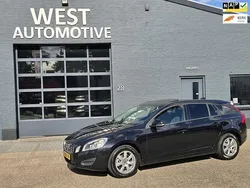 Zwart Gebruikt 2012 Volvo V60 Drive Kinetic Stationwagen | € 5.450 (Eerlijke prijs)