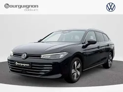 Zwart Gebruikt 2024 VW Passat Business Stationwagen | € 37.900 (Eerlijke prijs)