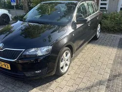 Zwart Gebruikt 2014 Skoda Rapid Hatchback | € 6.500 (Eerlijke prijs)