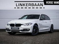 Wit Gebruikt 2014 BMW 320 Sport Line Sedan | € 15.945