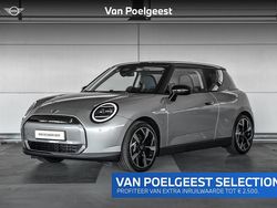 Grijs, metallic lak Gebruikt 2024 Mini Cooper SE Classic Hatchback | € 31.900 (Goede deal)