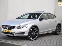 Grijs Gebruikt 2017 Volvo S60 CC Sedan | € 16.950
