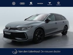 Grijs Gebruikt 2024 VW Passat Business Stationwagen | € 46.750