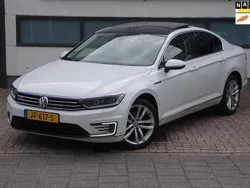 Wit Gebruikt 2016 VW Passat Highline Sedan | € 12.250 (Goede deal)