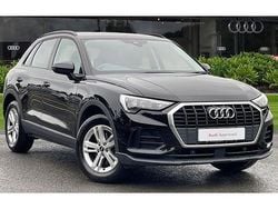 Zwart Gebruikt 2022 Audi Q3 Basis SUV | € 32.350 (Goede deal)
