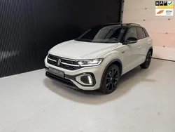 Grijs Gebruikt 2024 VW T-Roc Beats SUV | € 37.950 (Duur)