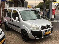 Grijs Gebruikt 2009 Fiat Doblò Family MPV | € 4.850 (Duur)
