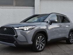 Grijs, metallic lak Gebruikt 2024 Toyota Corolla Cross Style SUV | € 42.999 (Duur)