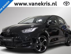 Zwart Nieuw 2025 Toyota Yaris Hybrid Executive Hatchback | € 33.735 (Eerlijke prijs)