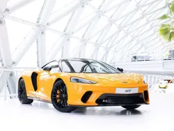 McLaren GT