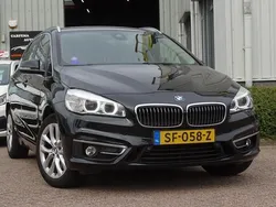 Zwart Gebruikt 2018 BMW 220 Executive Stationwagen | € 19.990 (Eerlijke prijs)