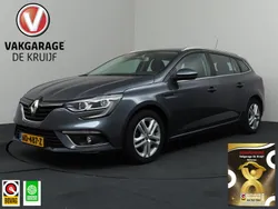 Grijs Gebruikt 2017 Renault Mégane GrandTour Zen Stationwagen | € 13.645 (Eerlijke prijs)