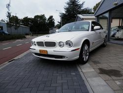Wit Gebruikt 2004 Jaguar XJR S Sedan | € 21.500