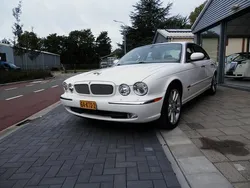 Wit Gebruikt 2004 Jaguar XJR S Sedan | € 21.500
