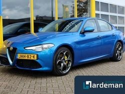 Blauw Gebruikt 2019 Alfa Romeo Giulia Veloce Sedan | € 36.900 (Eerlijke prijs)