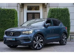Blauw Gebruikt 2022 Volvo XC40 R-Design SUV | € 35.940 (Eerlijke prijs)