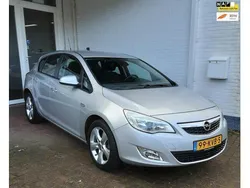 Grijs Gebruikt 2010 Opel Astra Edition Hatchback | € 5.950 (Eerlijke prijs)