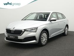Grijs Gebruikt 2023 Skoda Scala Active Hatchback | € 16.950 (Goede deal)