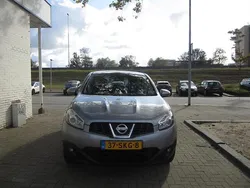Grijs Gebruikt 2011 Nissan Qashqai Acenta SUV | € 5.950 (Eerlijke prijs)