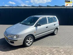 Grijs Gebruikt 2000 Mitsubishi Space Star Edition | € 595