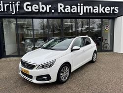 Wit Gebruikt 2018 Peugeot 308 Premium Hatchback | € 5.900 (Super prijs)