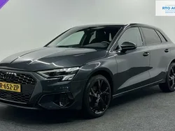Grijs Gebruikt 2023 Audi A3 Sportback Advanced Hatchback | € 30.000 (Eerlijke prijs)