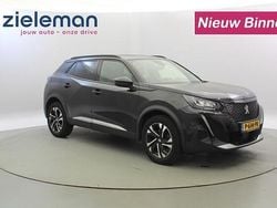 Zwart Gebruikt 2022 Peugeot 2008 Allure SUV | € 14.345 (Goede deal)