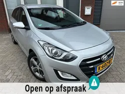 Grijs Gebruikt 2016 Hyundai i30 Stationwagen | € 8.999 (Eerlijke prijs)