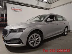 Grijs Gebruikt 2021 Skoda Octavia Business Line Stationwagen | € 26.950 (Eerlijke prijs)