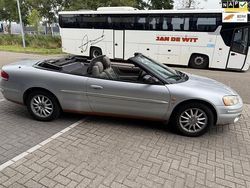 Grijs Gebruikt 2001 Chrysler Sebring Cabriolet Cabriolet | € 950