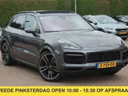 Grijs Gebruikt 2022 Porsche Cayenne Platinum Edition SUV | € 73.950 (Super prijs)