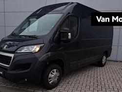 Grijs Gebruikt 2021 Peugeot Boxer Van | € 16.940 (Eerlijke prijs)