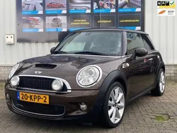 Bruin Gebruikt 2010 Mini Cooper S Hatchback | € 7.190 (Eerlijke prijs)