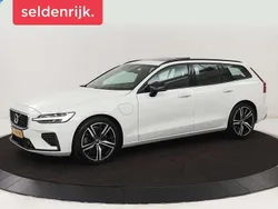 Wit Gebruikt 2020 Volvo V60 R-Design Stationwagen | € 26.900 (Eerlijke prijs)