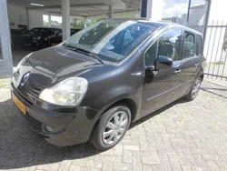 Zwart Gebruikt 2012 Renault Grand Modus Night&Day MPV | € 4.250 (Eerlijke prijs)