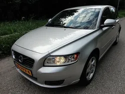 Grijs Gebruikt 2011 Volvo V50 Stationwagen | € 5.450 (Eerlijke prijs)