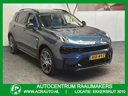 Blauw, metallic lak Gebruikt 2022 Lynk & Co 01 SUV | € 26.440 (Goede deal)