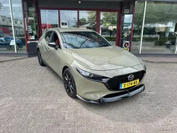 Beige Gebruikt 2024 Mazda 3 Nagisa Hatchback | € 31.950 (Eerlijke prijs)